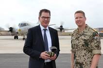 http://i2.cmail19.com/ei/r/ED/D1C/A8D/csimport/GermanFederalMinisterGerdMllervisitsMPRAinD.155341.jpg