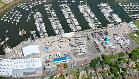 http://www.berthon.co.uk/wp-content/uploads/2014/05/lymington-marina-services-700x401.jpg
