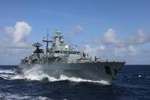 http://i5.cmail20.com/ei/r/B0/417/CF7/csimport/FGSBayernpatrollingtheGulfofAden.104108.jpg